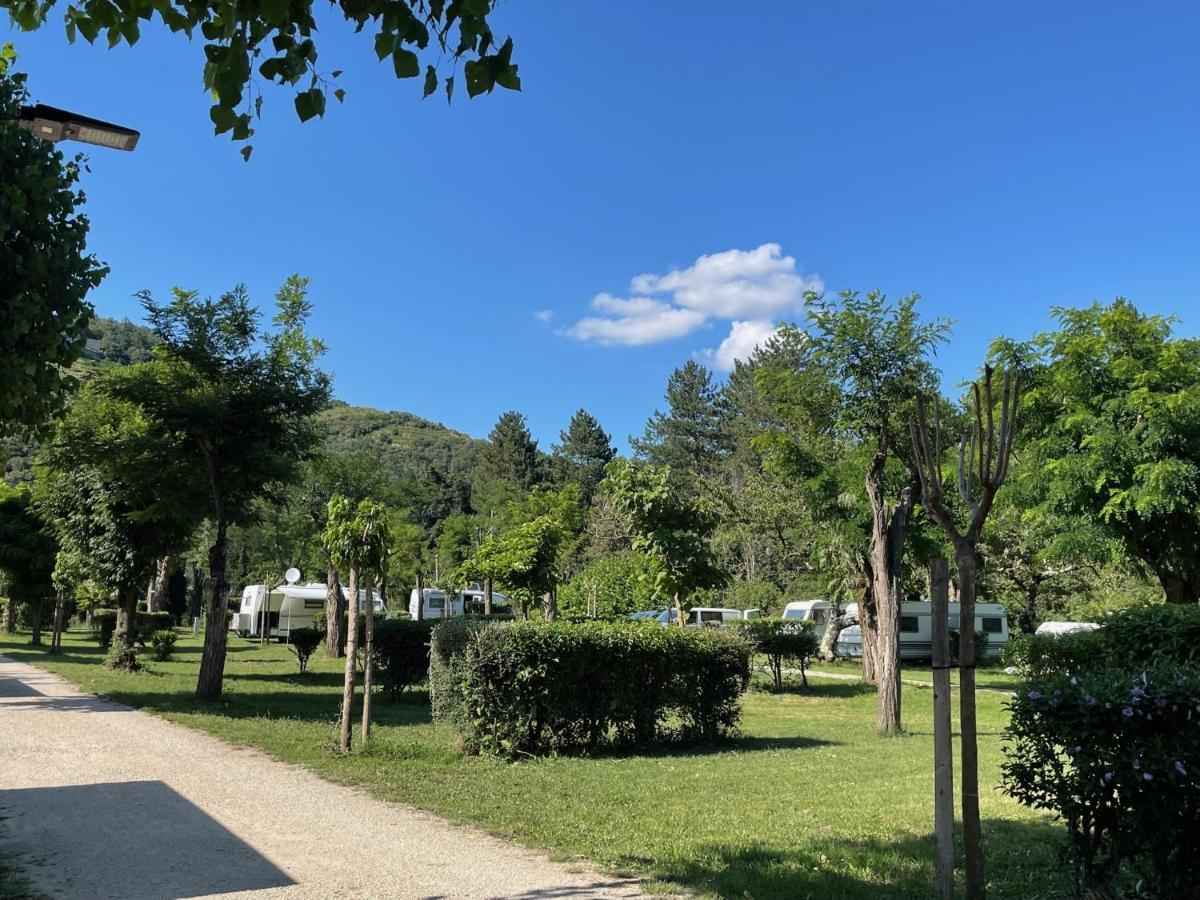 Camping Avec Piscine Et Riviere A Tournon Sur Rhone Ardeche Εξωτερικό φωτογραφία