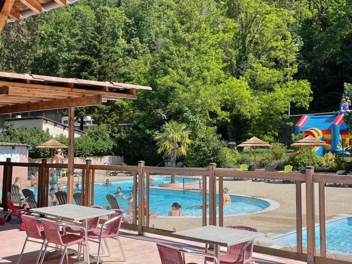 Camping Avec Piscine Et Riviere A Tournon Sur Rhone Ardeche Εξωτερικό φωτογραφία
